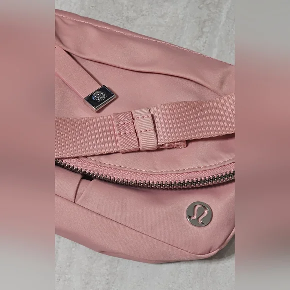 SOLD ON ANOTHER SITE- Lululemon All Night Festival Bag Micro Pink Puff NWOT - Picture 11 of 11